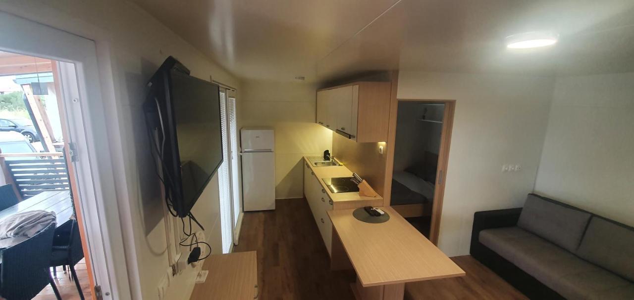 Zen Murter Mobil Home Betina  Εξωτερικό φωτογραφία